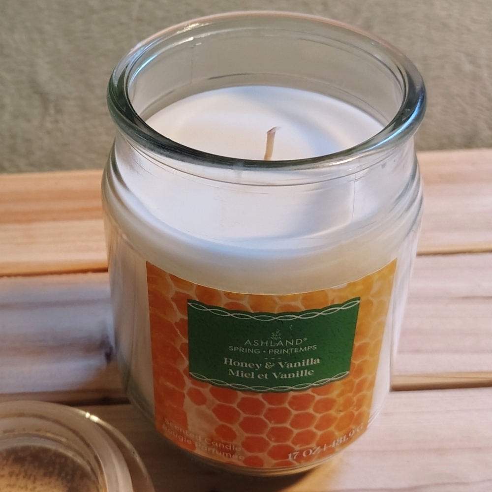 2/$20 Honey & Vanilla Candle 🐝🍯Ashland 17oz. Jar